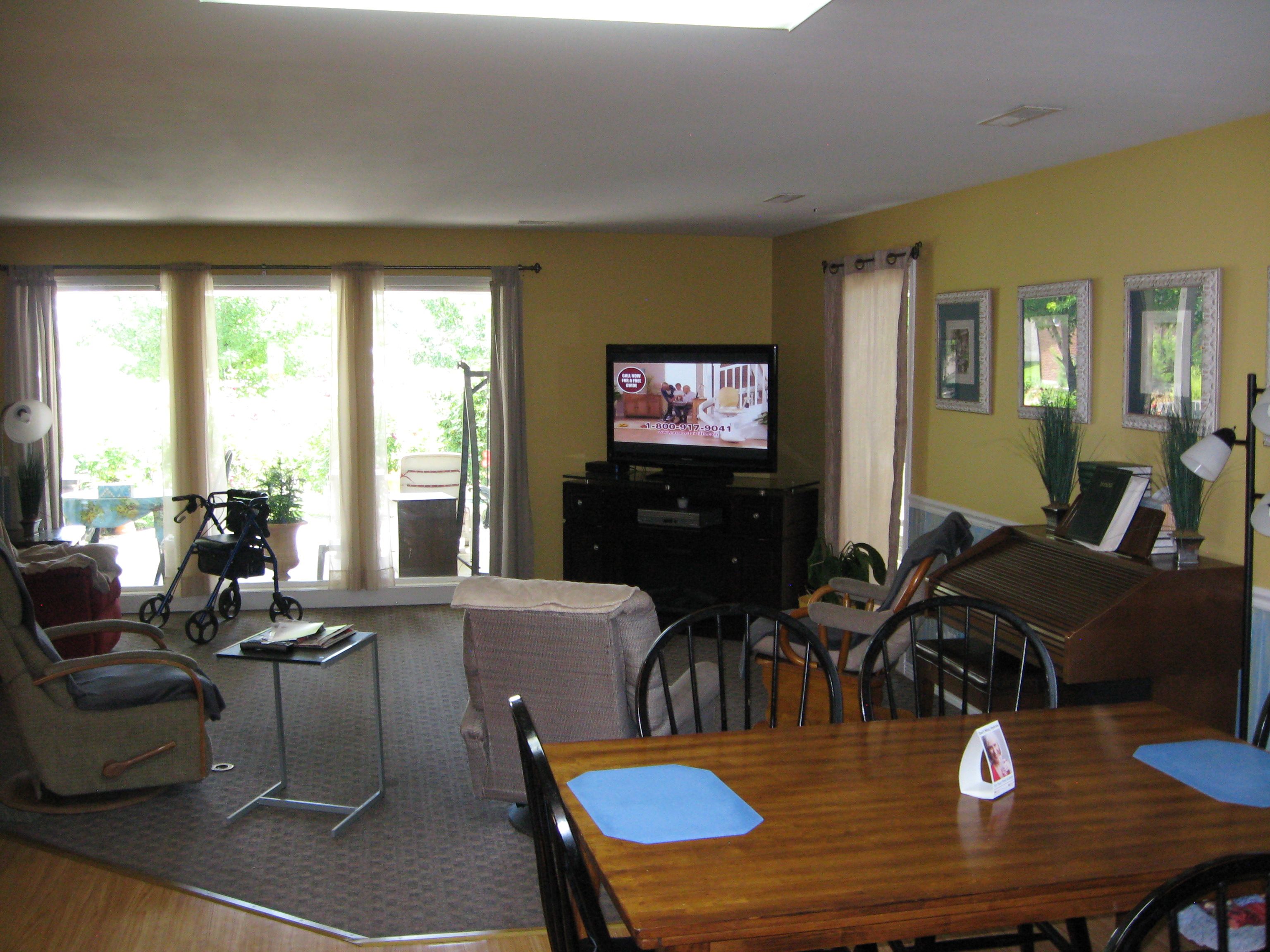 Brightwork Living - The Villa on Fifth 3