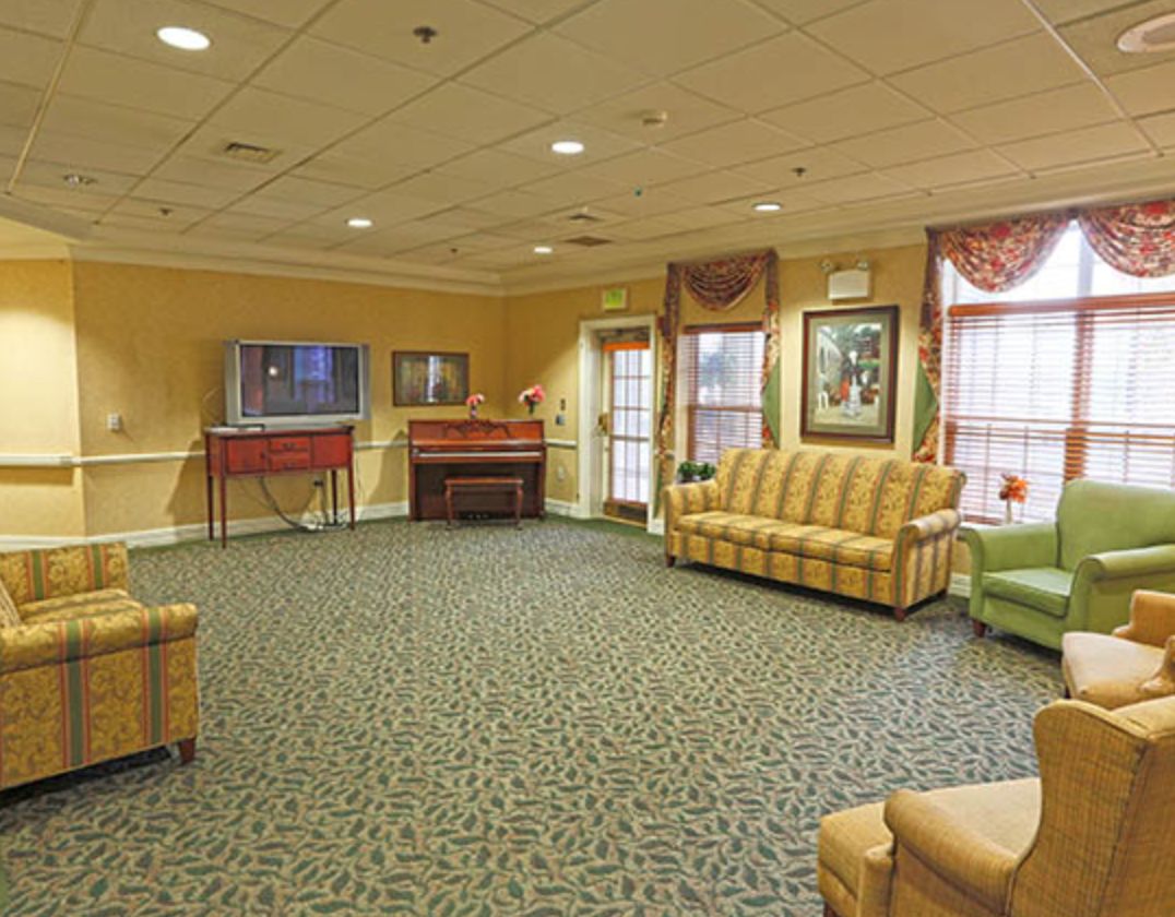 Charter Senior Living Of Woodholme Crossing 3
