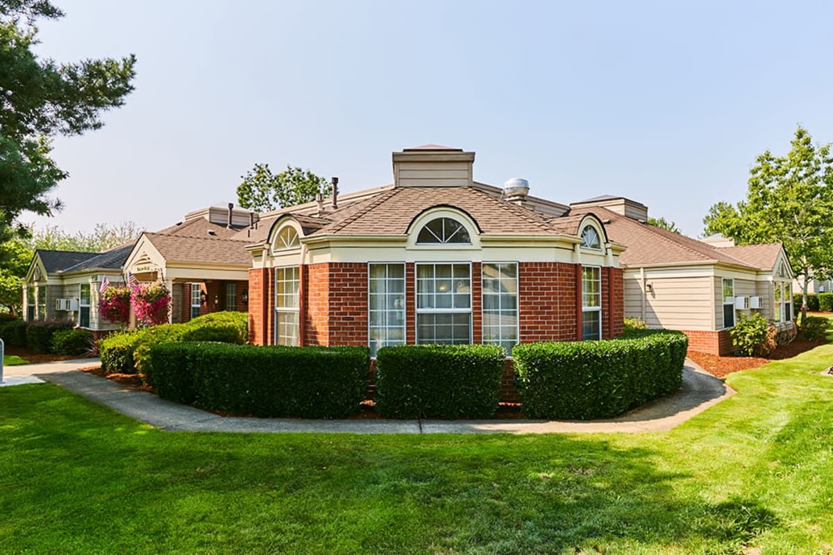 Farmington Square - Gresham 1