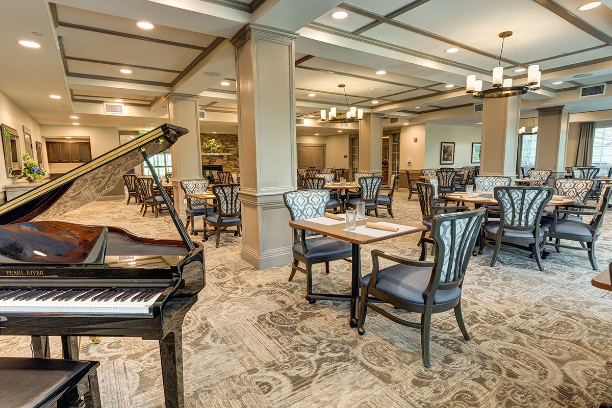 Independence Village Of Zionsville West 3