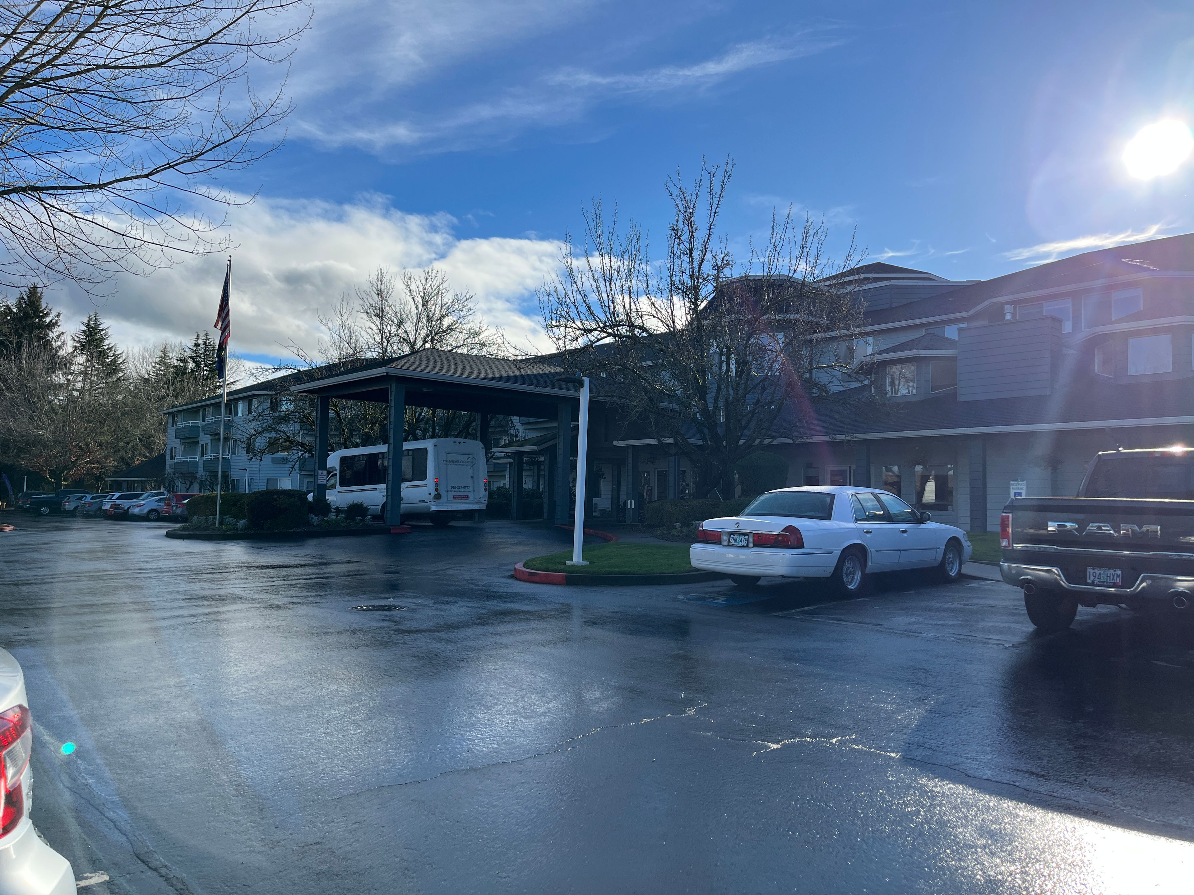 Parkrose Chateau Gracious Retirement Living 1