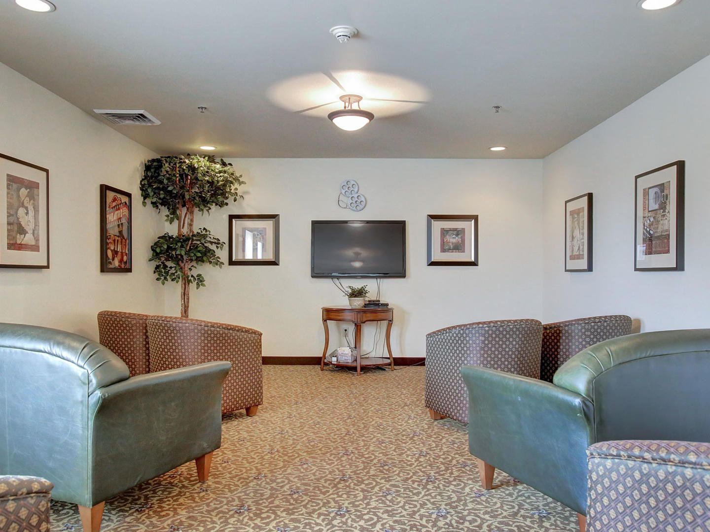 Prestige Senior Living Southern Hills 4