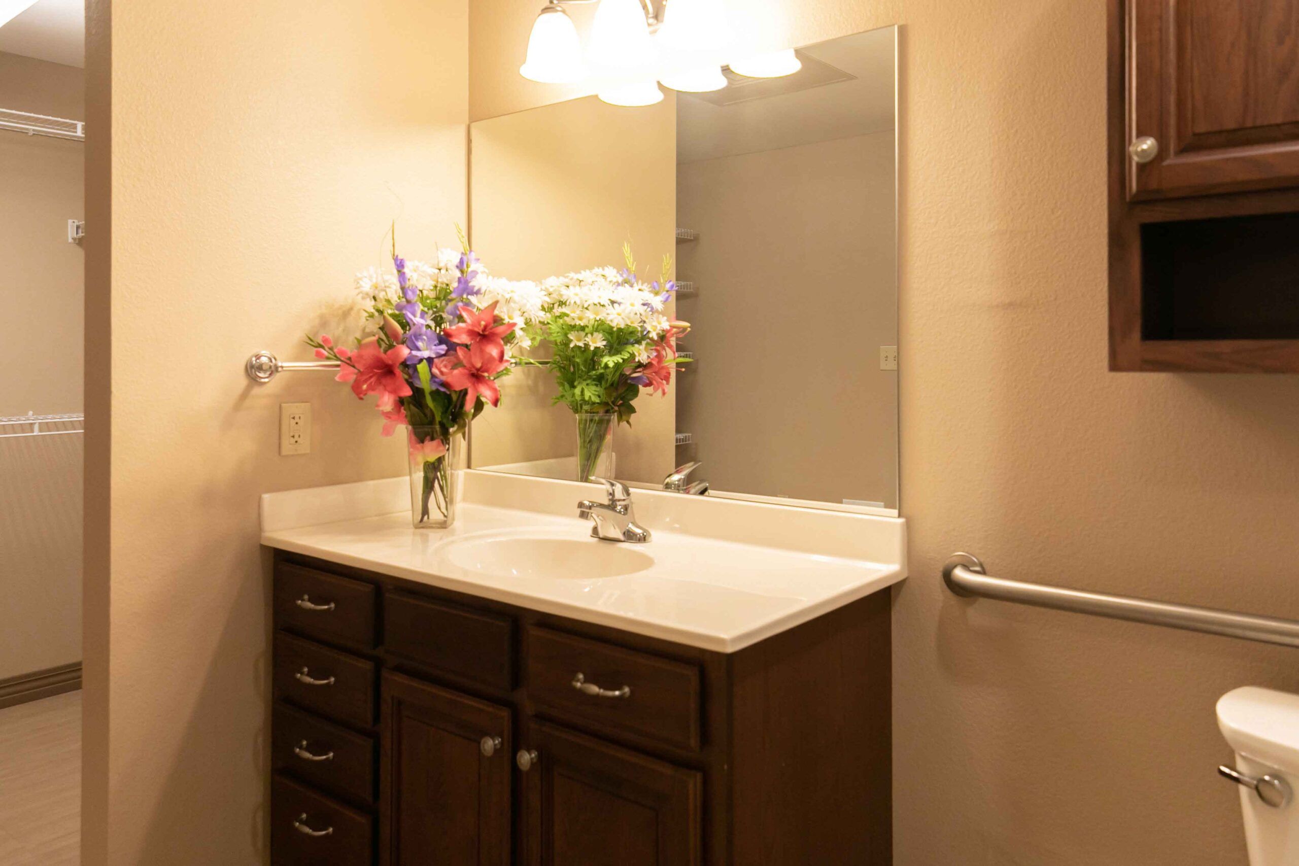 Hearthside Senior Living Of Bartlett 4