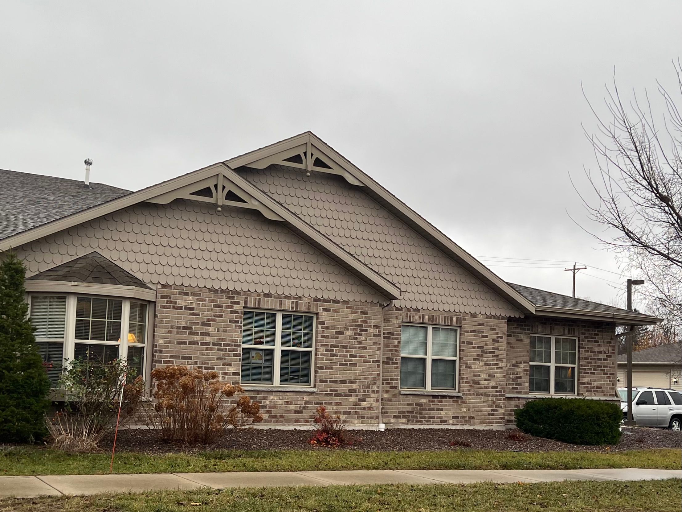 Ivy Manor Of West Bend 4