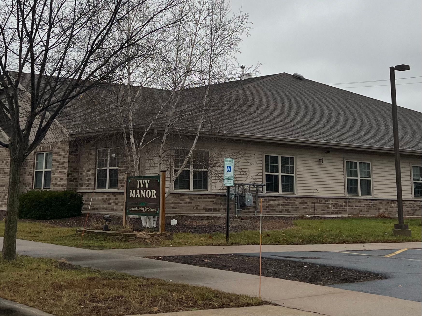 Ivy Manor Of West Bend 2