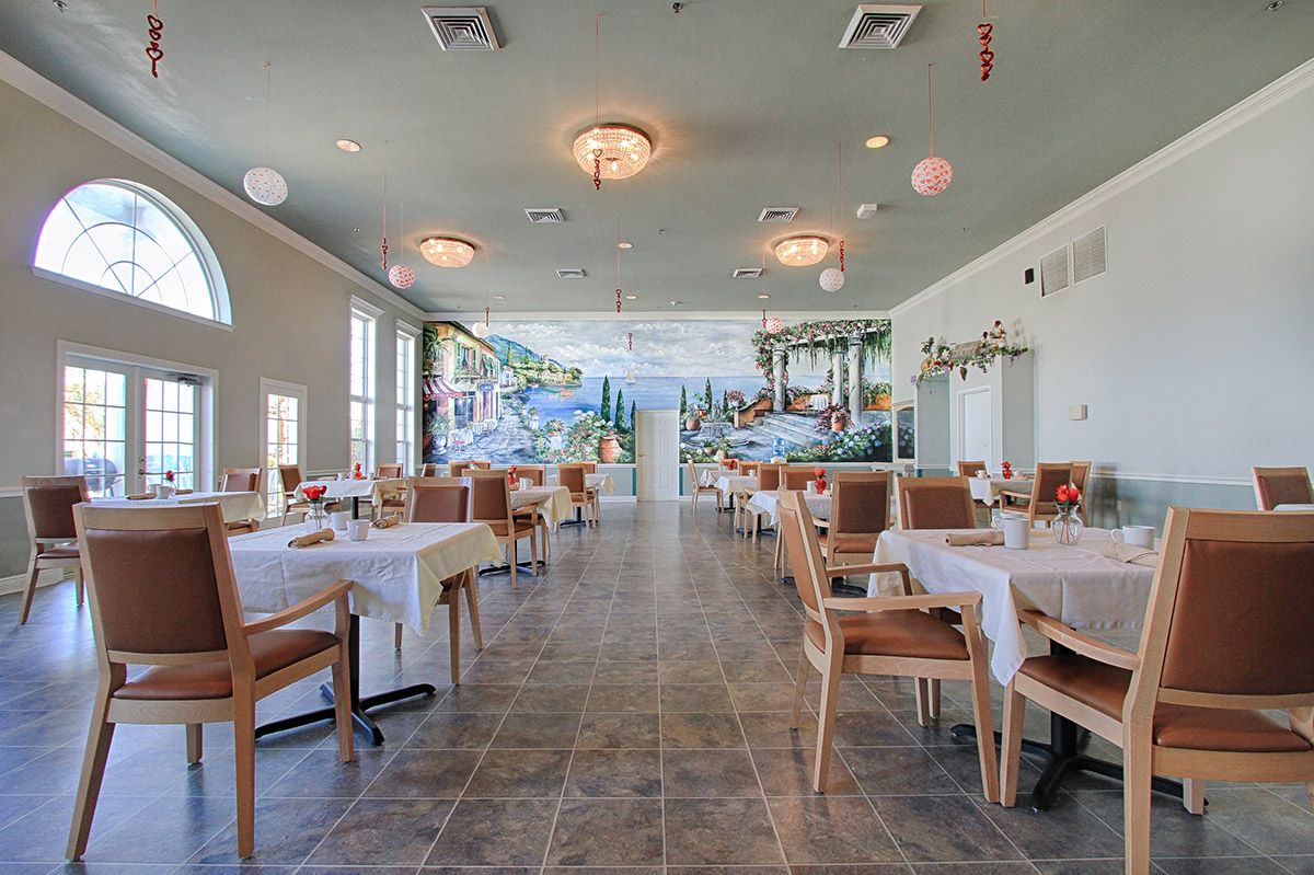 Gulf Breeze Courtyard 3