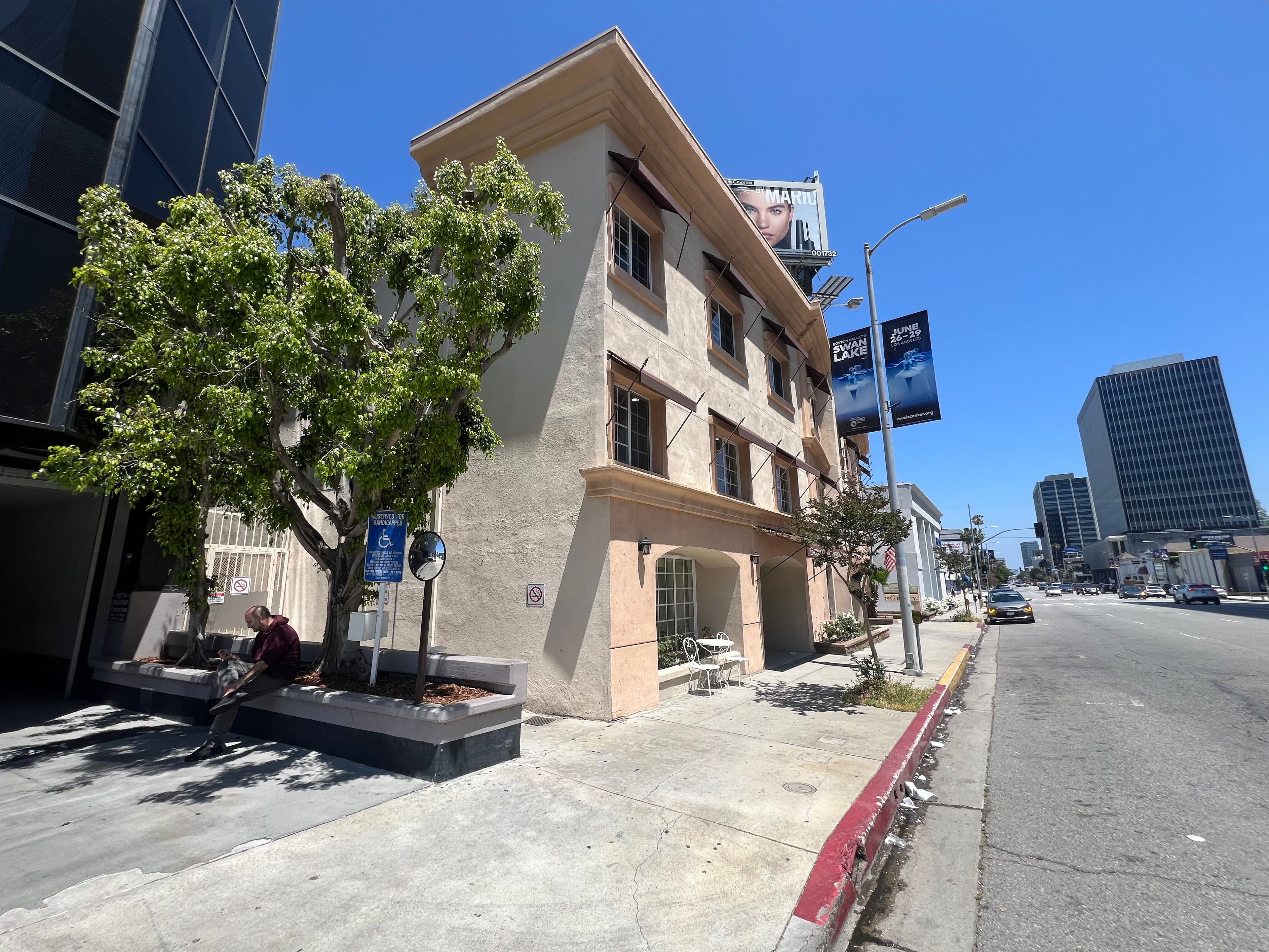 Sherman Oaks Health & Rehab 4