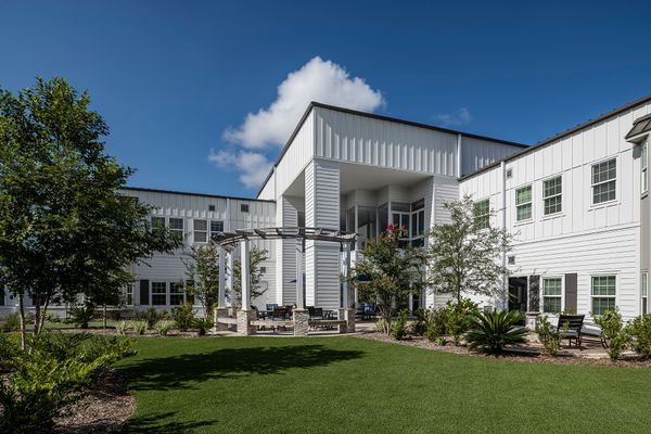 Reunion Court Of Clear Lake - image 1