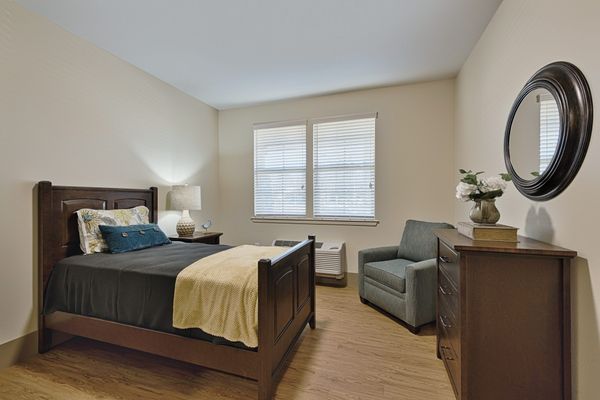 Magnolia Crossing - image 1
