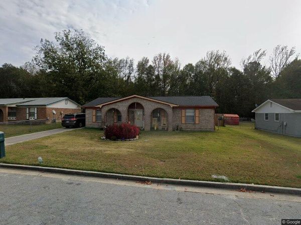 Desiree's Personal Care Home - image 1
