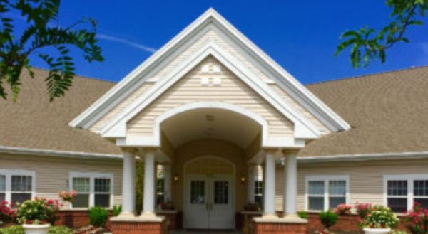 Peregrine's Landing at Orchard Park - image 1