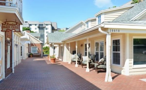 Midway Manor Alf - image 1