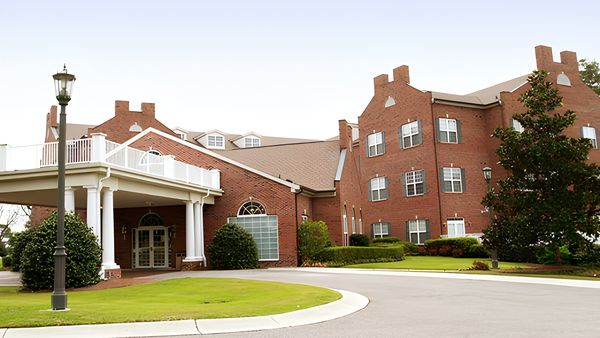 Carolina Inn At Village Green - image 1