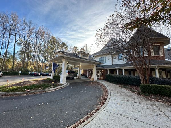 Charter Senior Living Of Charlotte - image 1