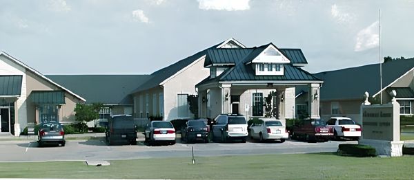 Colonial Lodge Assisted Living Terrell - image 1