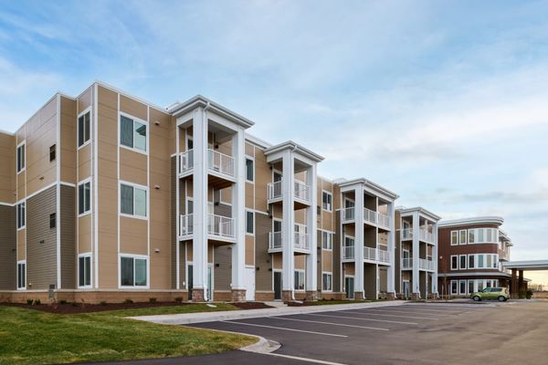Willows Landing - image 1