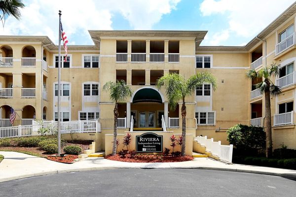 Riviera Senior Living - image 1