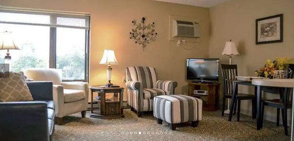 Bethany Gables - image 1
