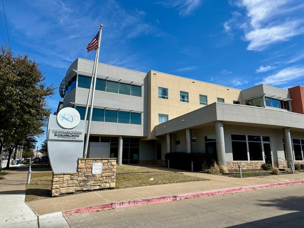 The Rehabilitation & Wellness Centre of Dallas - image 1