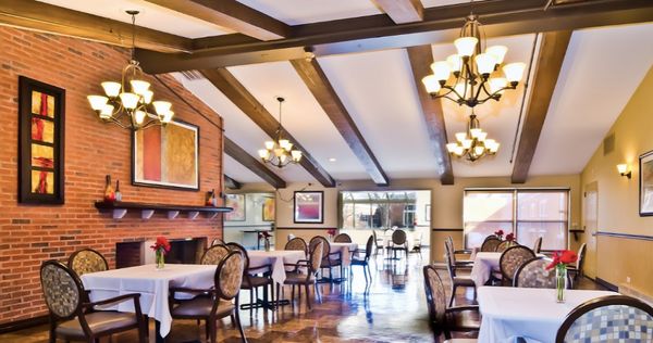 Aperion Care Oak Lawn - image 1