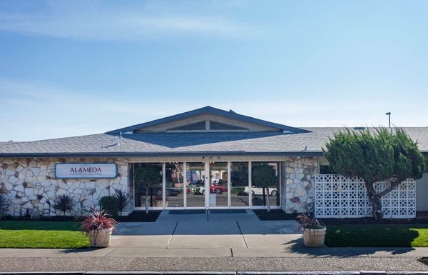 Alameda Healthcare & Wellness Center - image 1