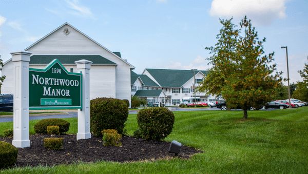 Northwood Manor - image 1