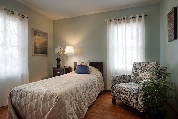 Solvang Friendship House - image 1