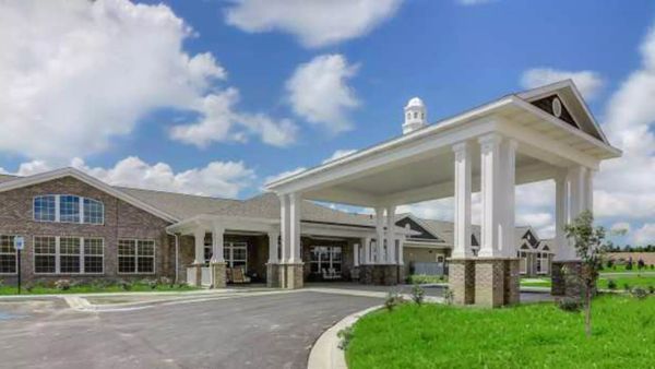 Arbor Grove Assisted Living & Memory Care - image 1