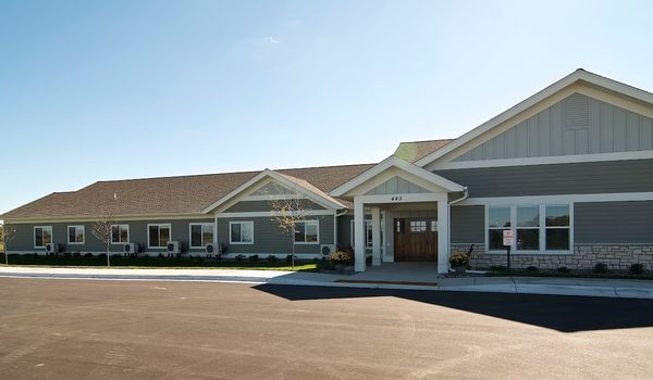 The Lodge Of Howard Lake - image 1