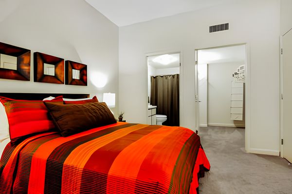 Broadway Proper Senior Living - image 1