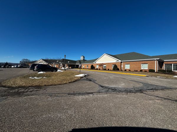 Hidden Springs Senior Living - image 1
