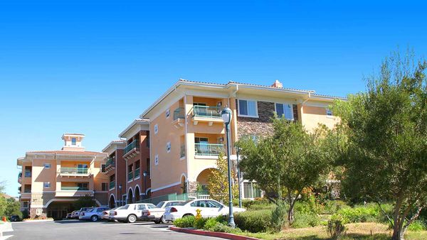 Atria Grand Oaks - image 1