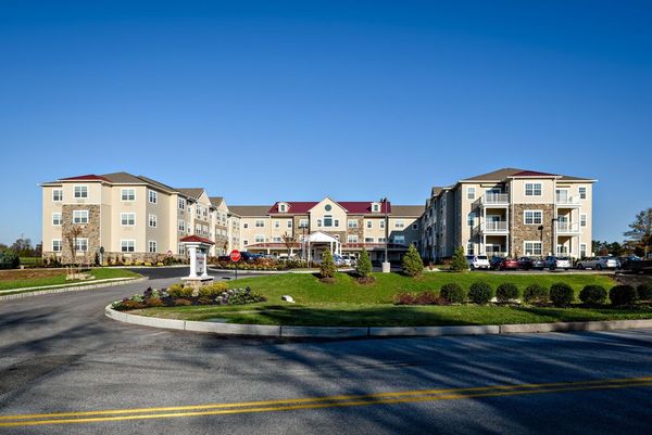 Merrill Gardens At West Chester - image 1