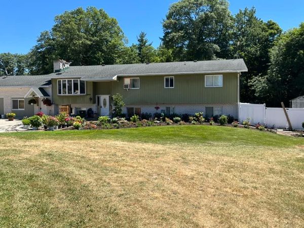 Creekside Manor - image 1