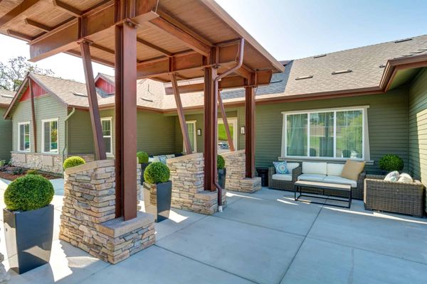 The Vineyard At Fountaingrove - image 1
