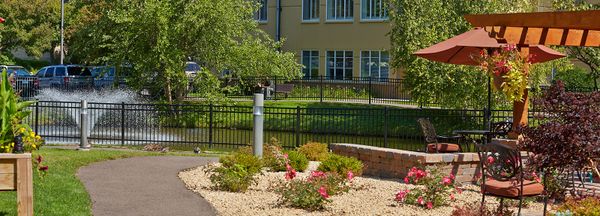 Pearl Garden - image 1