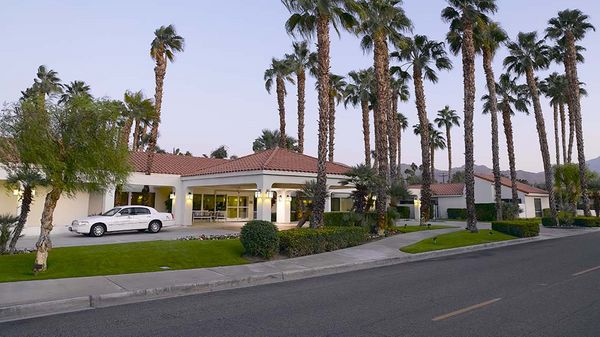 Atria Palm Desert - image 1
