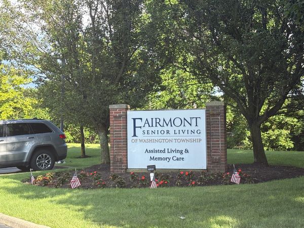 Fairmont Senior Living of Washington Township - image 1