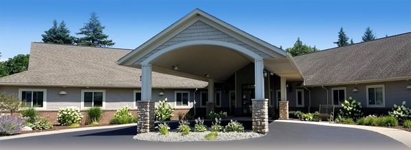 Waterford Oaks Senior Care - image 1