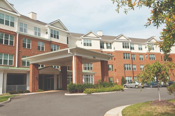 Commonwealth Senior Living at Williamsburg - image 1