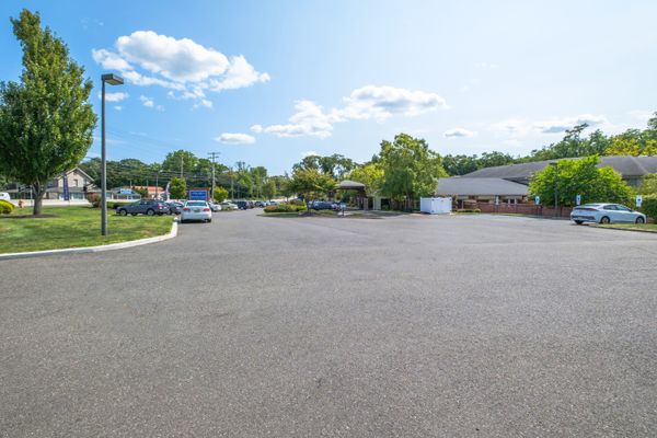 Arbor Terrace Middletown - image 1