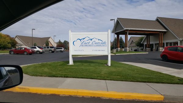 East Cascade Memory Care Community - image 1