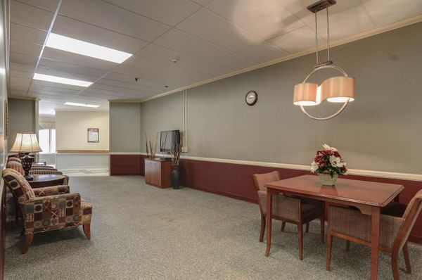 Beckley Healthcare Center - image 1