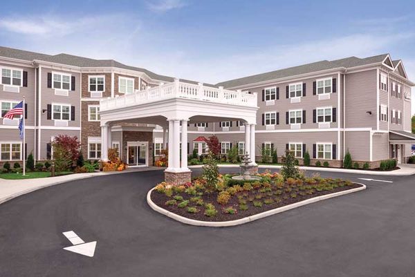 The Bristal At West Babylon - image 1