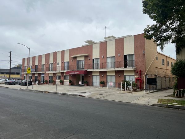 Hayworth Terrace - image 1