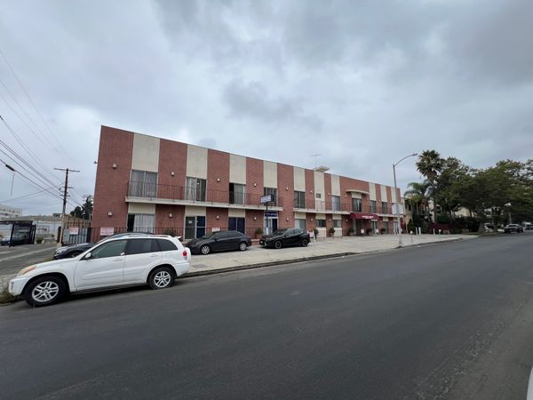 Hayworth Terrace - image 1