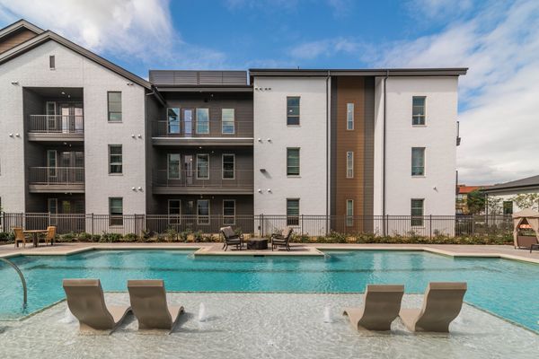 Album Benbrook - image 1