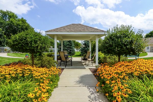 Arbor Grove Assisted Living & Memory Care - image 1