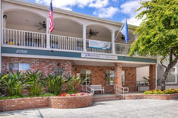 Brookdale Gardens Of Tarzana - image 1