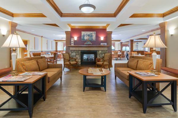 Dirigo Pines Inn - image 1